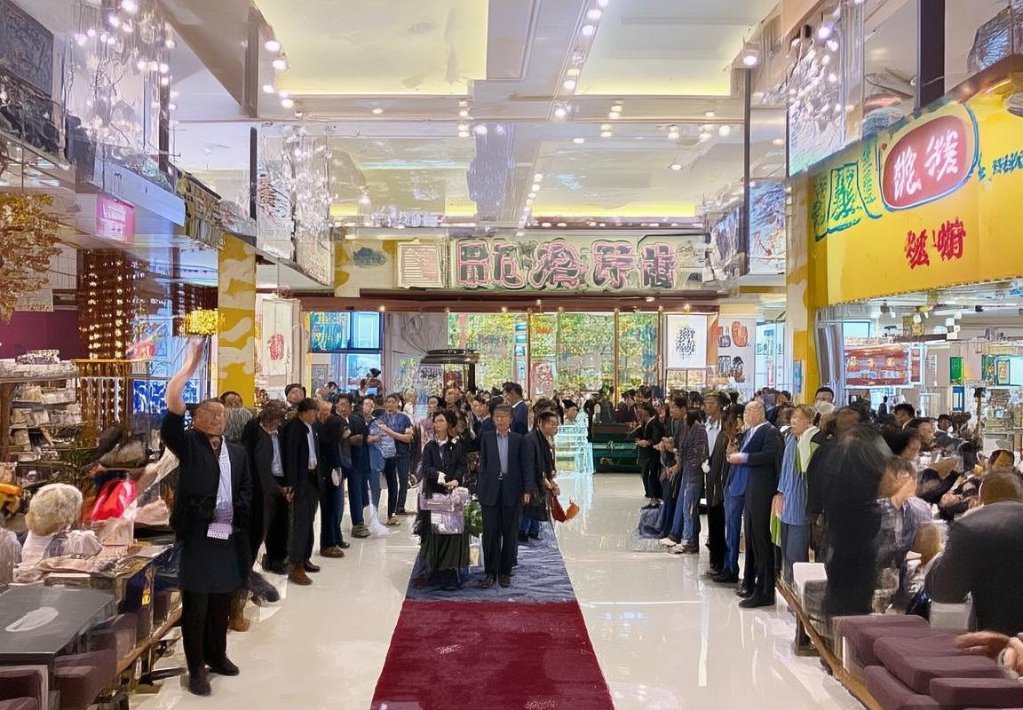 巴西对哥斯达黎加巅峰之战：精彩瞬间回顾(图2)