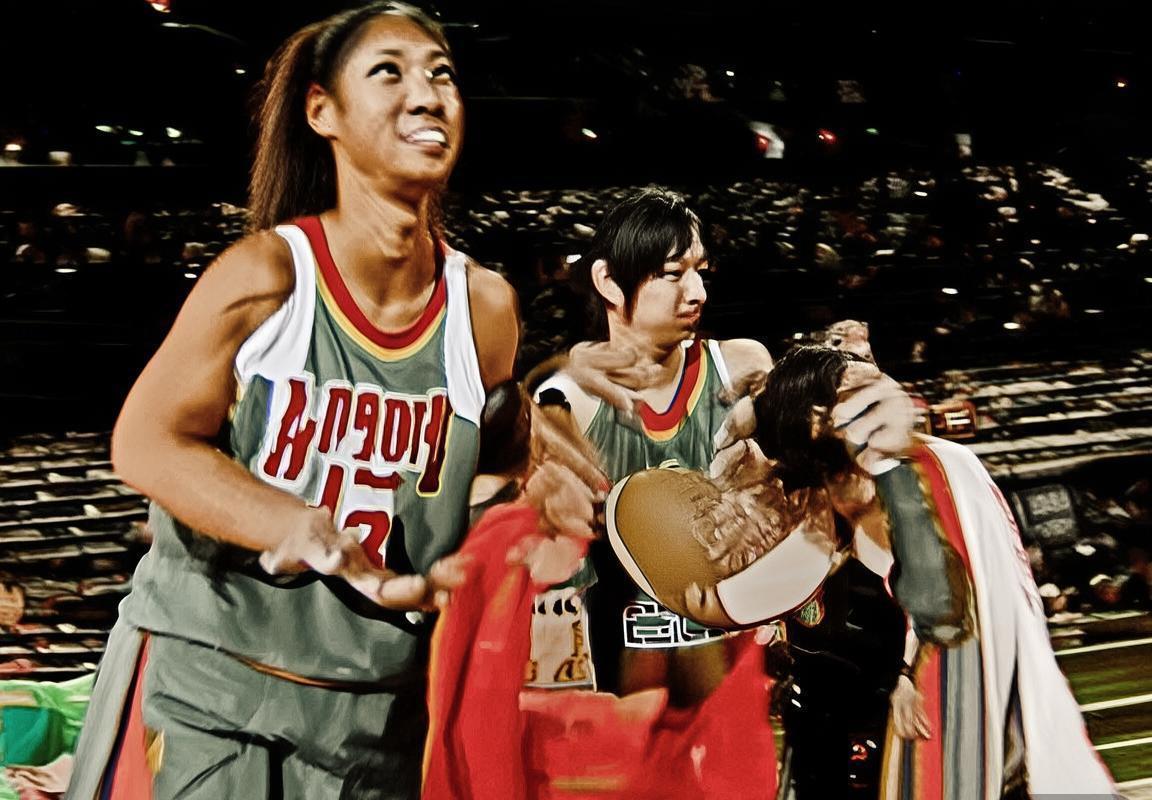 WNBA季后赛巅峰对决：天空vs火花激情对决全程回顾(图2)